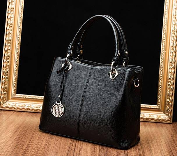 Europe and the United States in the spring of 2020 new single shoulder bag leather fashion leather laptop bag ladies Satchel